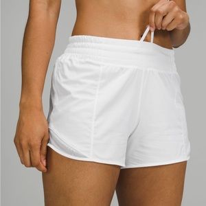 Lululemon Low Rise Hotty Hots 4 Inch